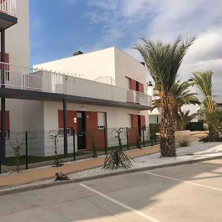 Apartmán Bajo Puerta De Oriente