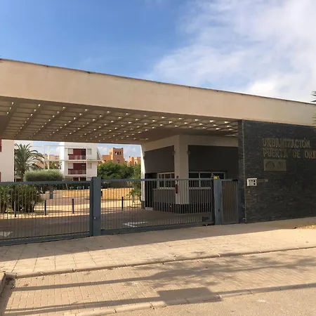 Apartmán Bajo Puerta De Oriente *
